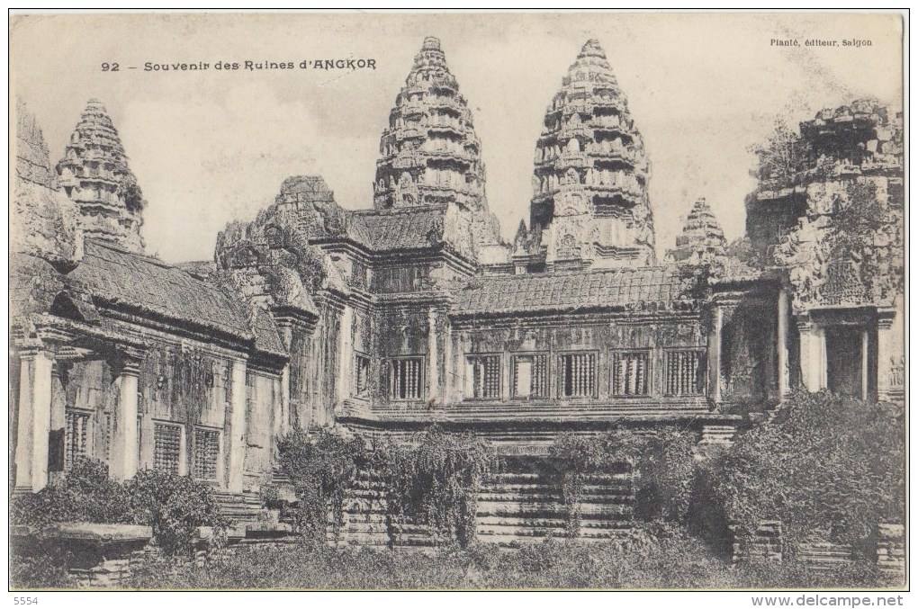 Cpa Asie Cambodge  Souvenir Des Ruines D Angkor - Cambodge