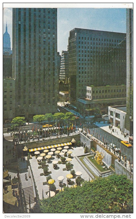 P4227 Plaza Of Rockefeler Center  New York  USA Front/back Image - Places & Squares
