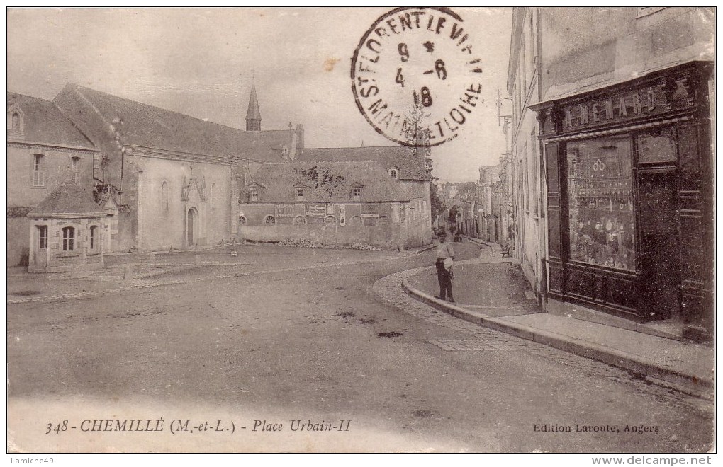 CHEMILLE PLACE URBAIN II ( Magasin A MENARD ) Edition Laroute Angers Peu Courante Circulé 1918 - Chemille