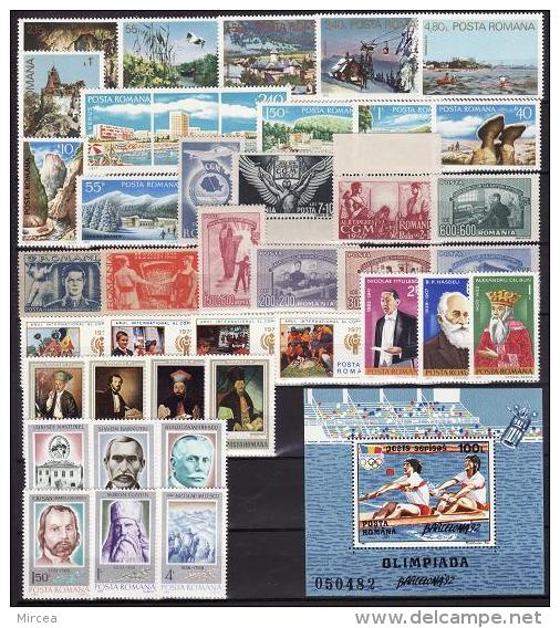 934 - Roumanie Neufs** 39 Timbres + 1 Bloc - Collections