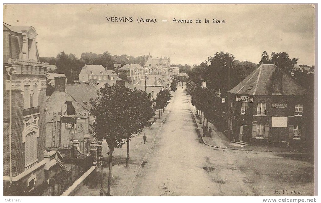 VERVINS - Avenue De La Gare - Café De Ste-Anne - DELATTRE - Vervins