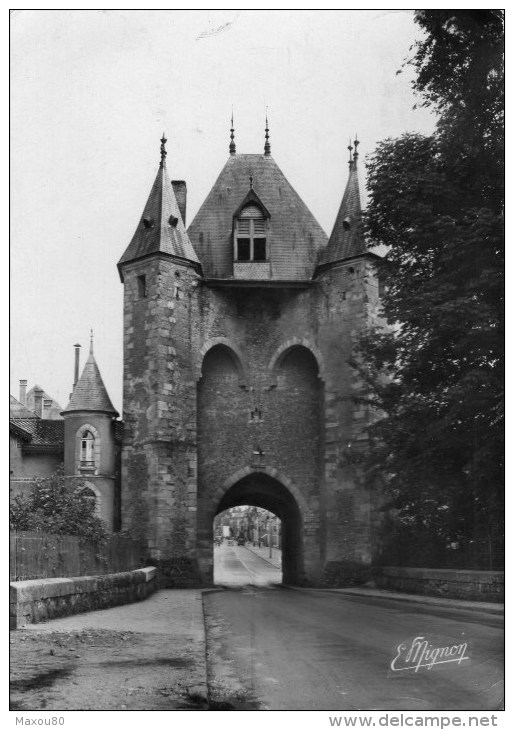 VILLENEUVE-sur-YONNE - Porte De Sens  - 1953 - - Villeneuve-sur-Yonne