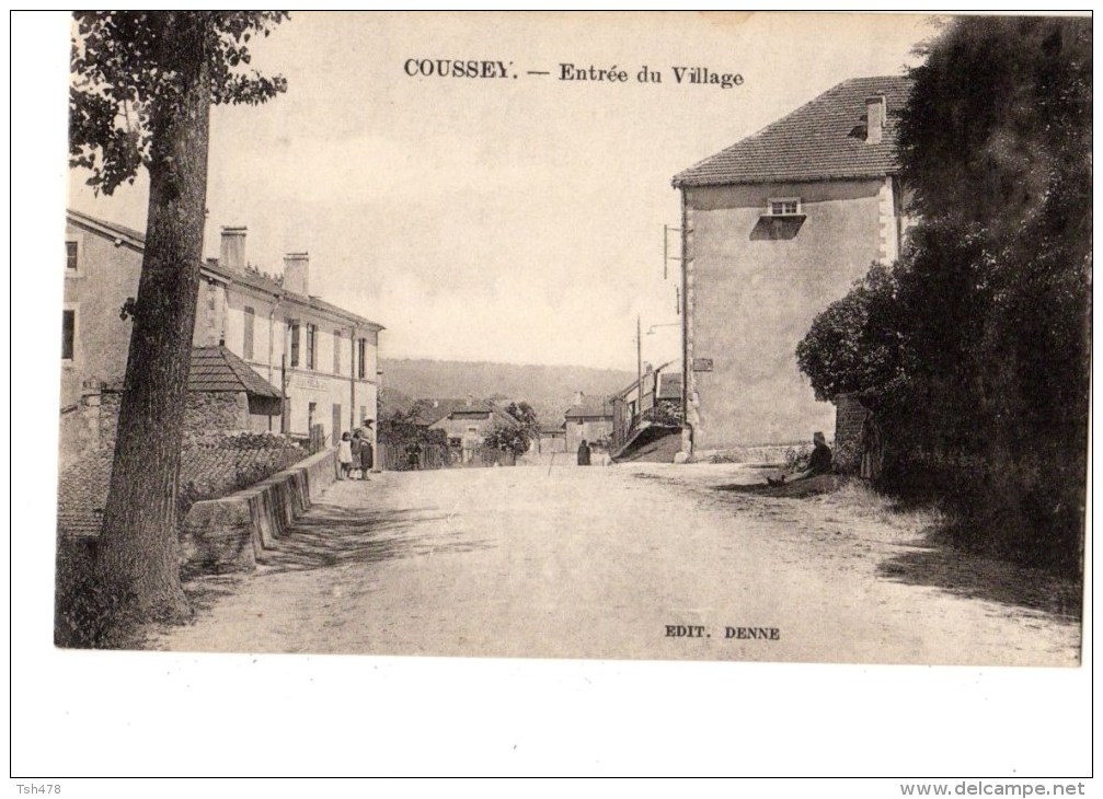 88----COUSSEY----entrée Du Village---voir 2 Scans - Coussey