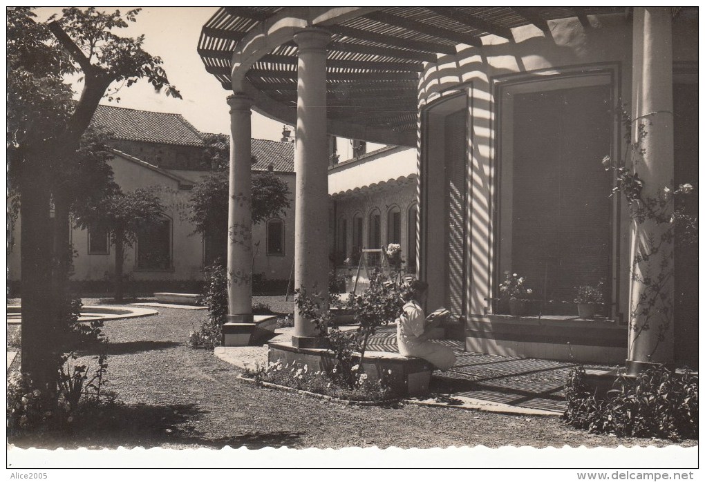 Espagne - Vall-de-Uxo = Colonia Segarra Jardin De La Guarderia Infantil - Autres & Non Classés