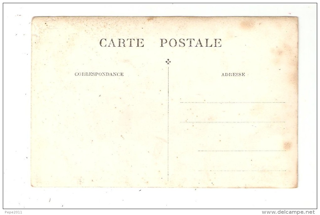 Carte Photo : Scène De Repas Romain : Hommes En Toges Assis Autour D'une Table - Décor Ville - Soldat Romain - Histoire