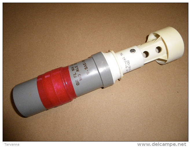 Grenade Lacrymogène Mle G1 Avec DPR De 200 Mètres (inerte) - Equipement