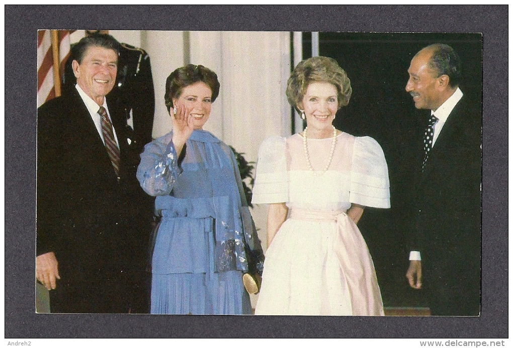 UNITED STATES - PRESIDENTS - EGYPTIAN ANWAR SADAT AND FIRST LADY JIHAN SADAT & PRESIDENT RONALD REAGAN AND NANCY REAGAN - Presidentes