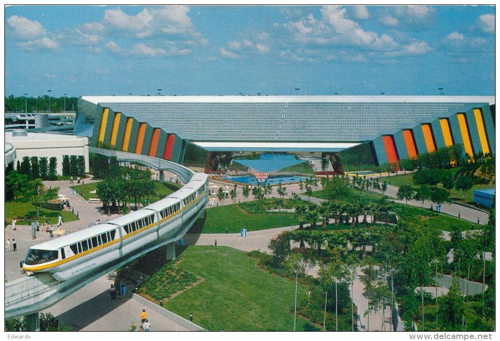 Epcot Center, Disneyworld, Florida, USA Postcard Used Posted To UK 1989 Stamp - Disneyworld