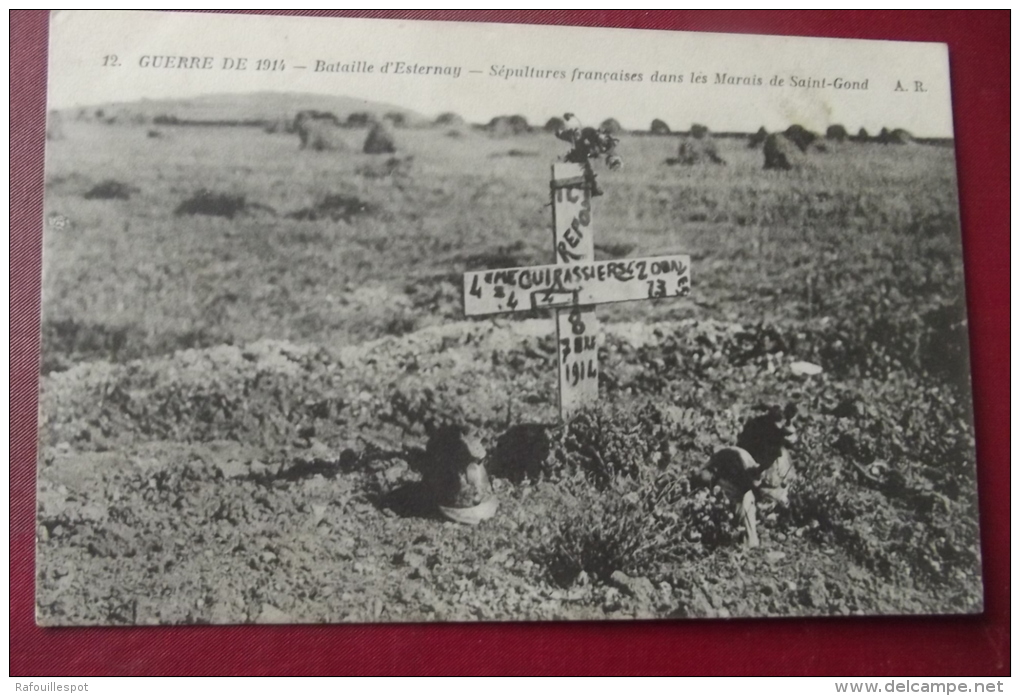Cp Bataille D'esternay Sepultures Francaises Dans Les Marais De Saint Gond - Cimiteri Militari