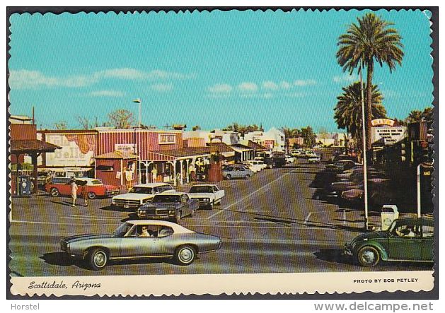USA - Arizona - Scottsdale - Street - Cars - VW - Ford - Scottsdale