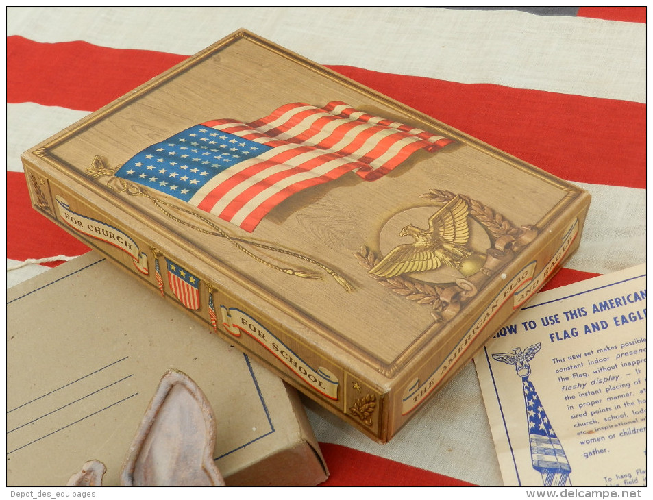 SUPERBE DRAPEAU U.S.A. 48 ETOILES 39-45 + BOITE + AIGLE + ETAT NEUF  ............