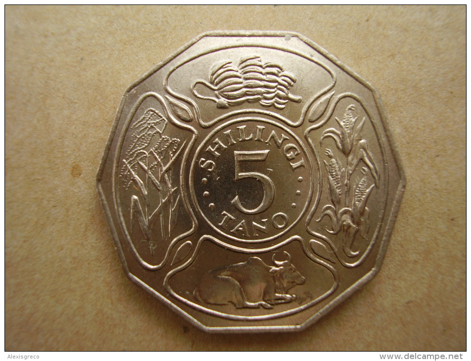 TANZANIA 1973 FIVE SHILLINGS NYERERE F.A.O.Issue "FIRST PRESIDENT" Swahili Inscribed Copper-Nickel. - Tanzania