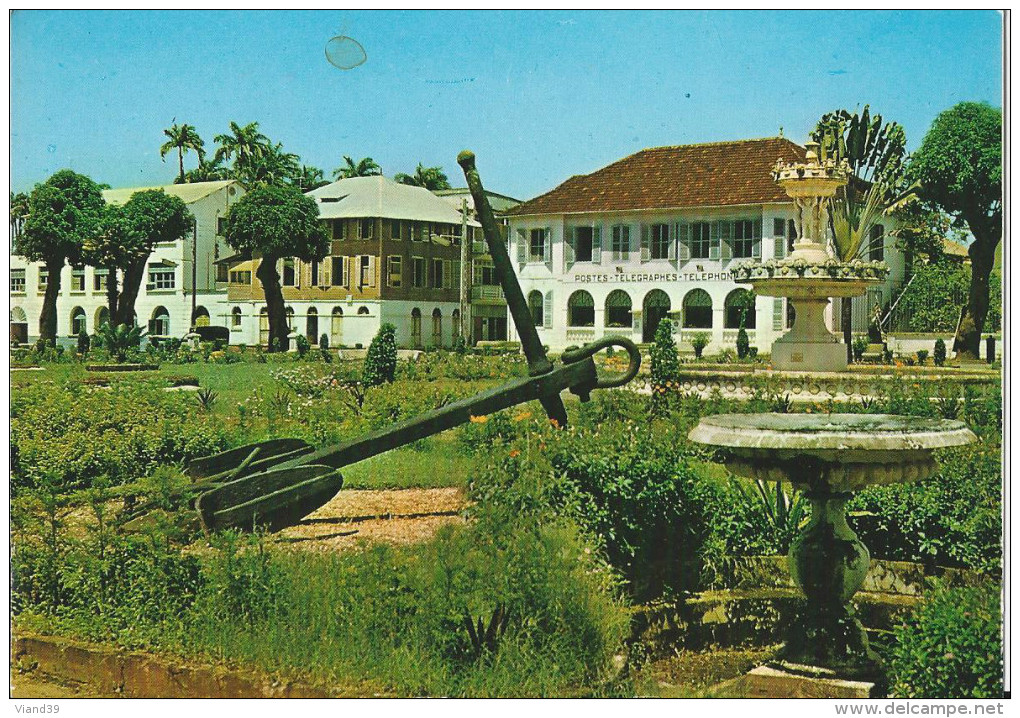 Guyane - Cayenne - La Poste, Place De Grenoble - Cayenne