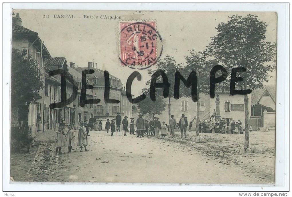 CPA- Cantal - Entrée D'Arpajon - Arpajon Sur Cere