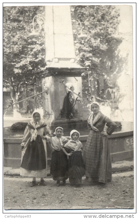 VAR 83 AUPS  GROUPE FOLKLORIQUE   Provençale Fontaine Carte Photo - Aups