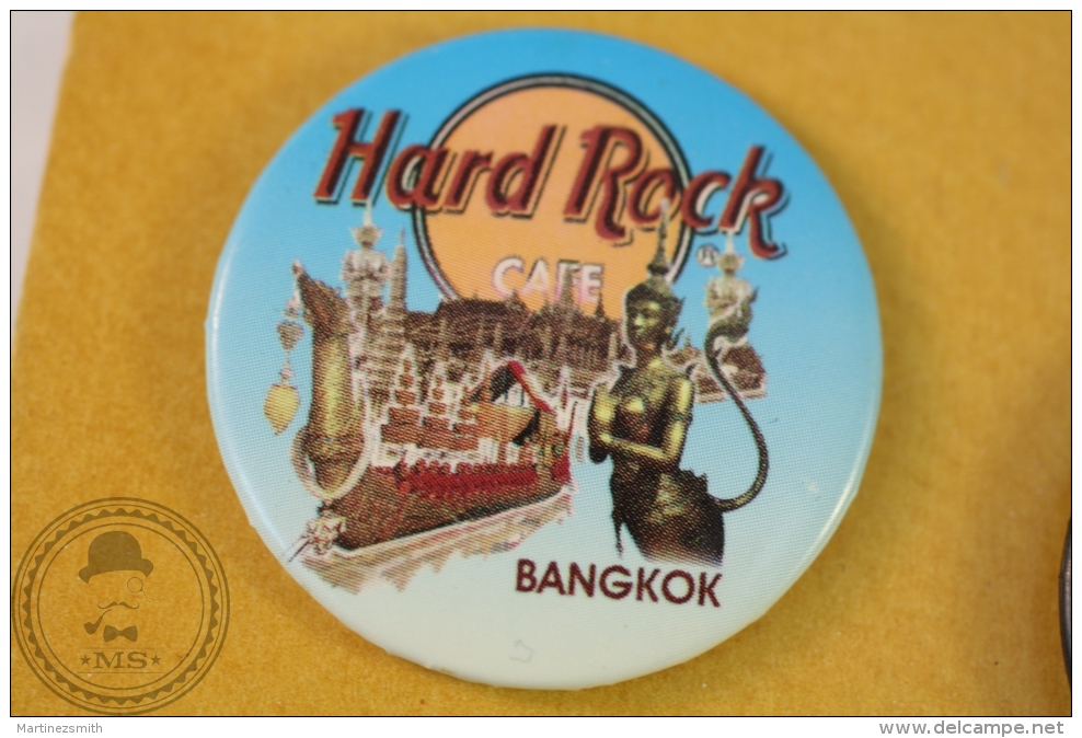 Hard Rock Cafe  Bangkok  - Pin Badge  - #PLS - Música