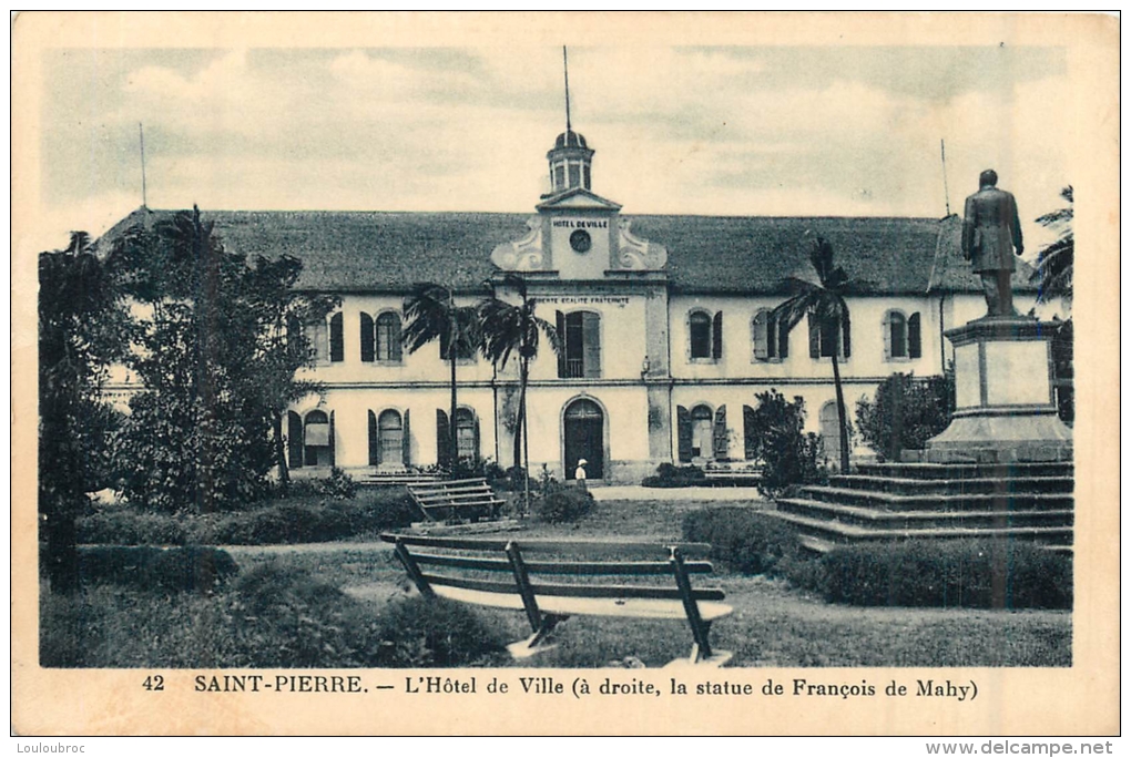 LA REUNION  SAINT PIERRE  L´HOTEL DE VILLE LA MAIRIE - Saint Pierre