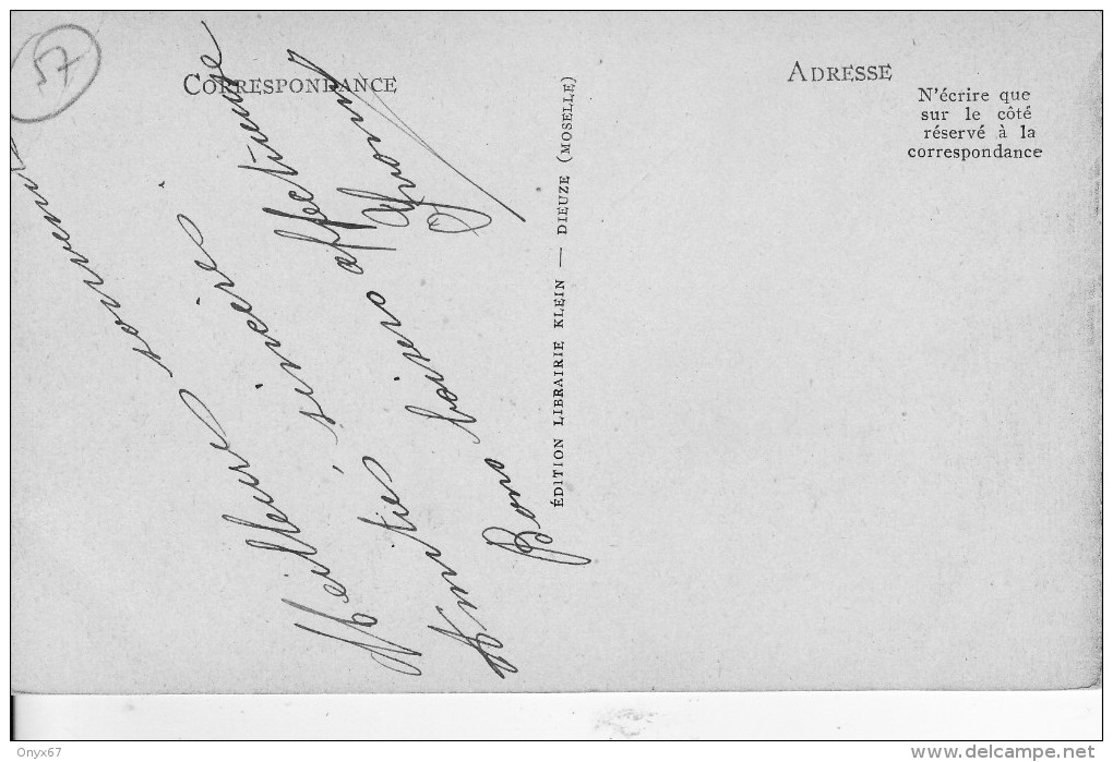 DIEUZE-DUSS (Moselle) Place Du Marché Et Rue Poincaré - Librairie Et Banque Populaire De Metz  - VOIR 2 SCANS - - Dieuze