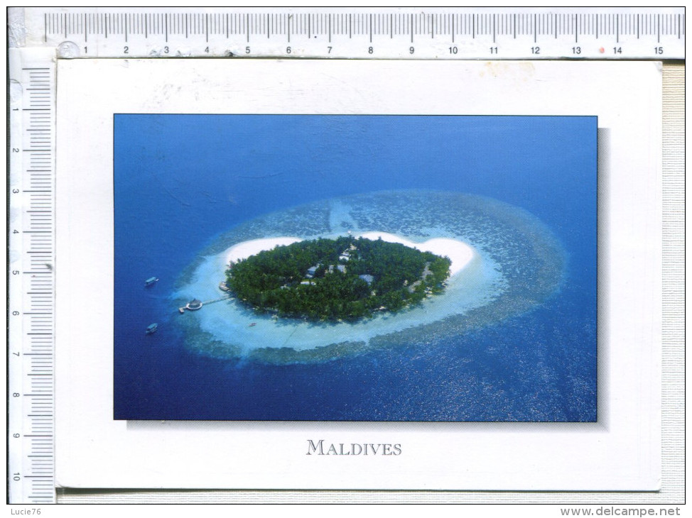 MALDIVES  -  An Aérial View Of Lhuru, A  Wonderful Island In The  Atoll Of Kaafu - Maldive