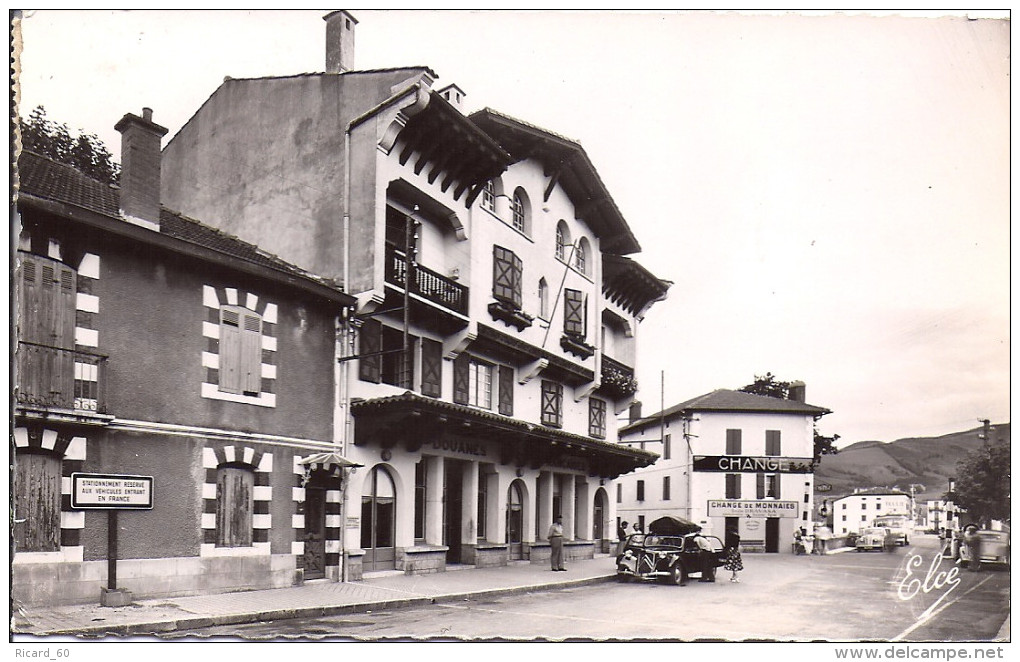 Cpsm Béhobie, La Douane Et Le Pont International, Change, Vieilles Voitures - Béhobie