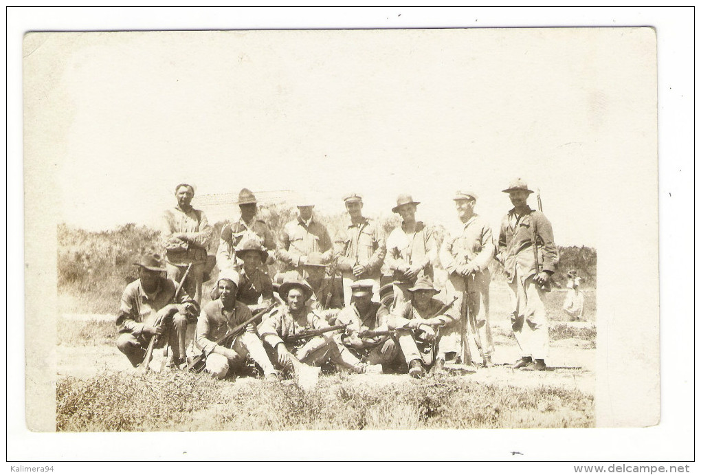 TRINIDAD  ( Antilles )  ?  /  GROUPE  DE  MILITAIRES  ( Infanterie Coloniale  ? ) / CARTE-PHOTO , Tirage Argentique - Trinidad