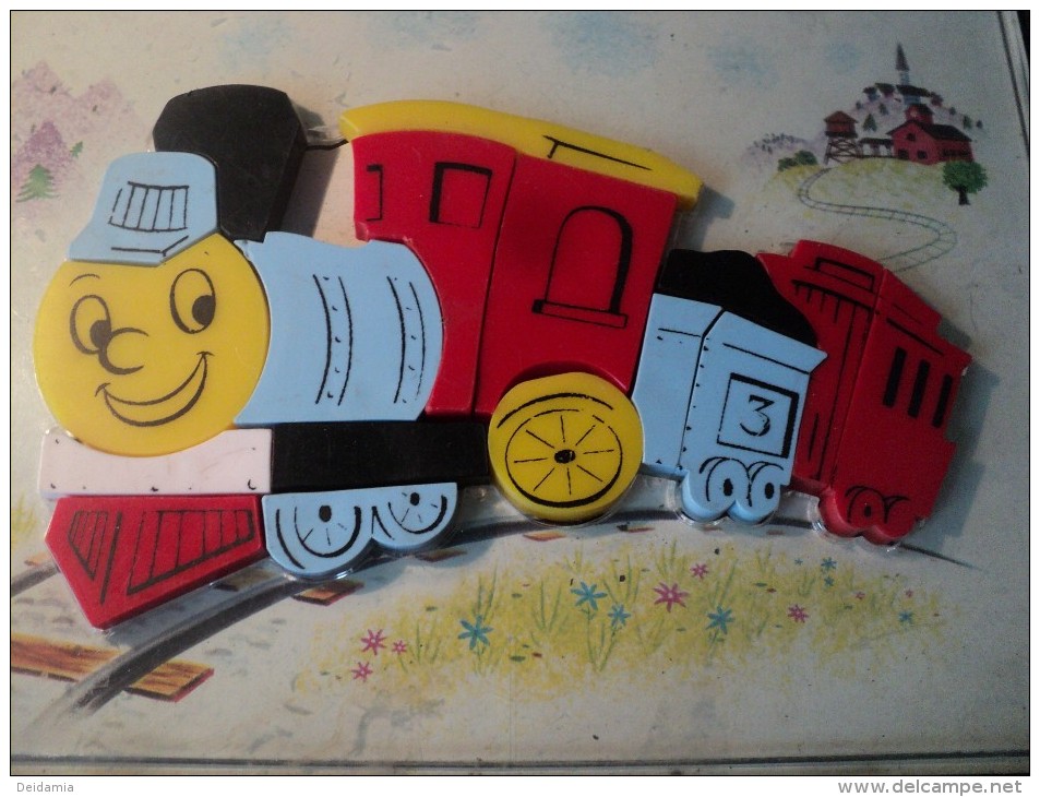 Vieux Puzzle Aimant  Pour Enfant  TRAIN, 18 Pièces. A Child Guidance Toy. N° 921 Choo Choo Train - Puzzles