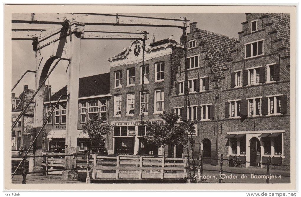 Hoorn - 'Onder De Boompjes' : N.V. Jac. Met's Automobielbedrijf - Ophaalbrug -   (Noord-Holland/Nederland) - Hoorn