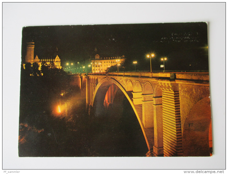 AK / Bildpostkarte Luxembourg Pont Adolphe Et Caisse D'Epargne De L'Etat Illumines - Luxembourg - Ville