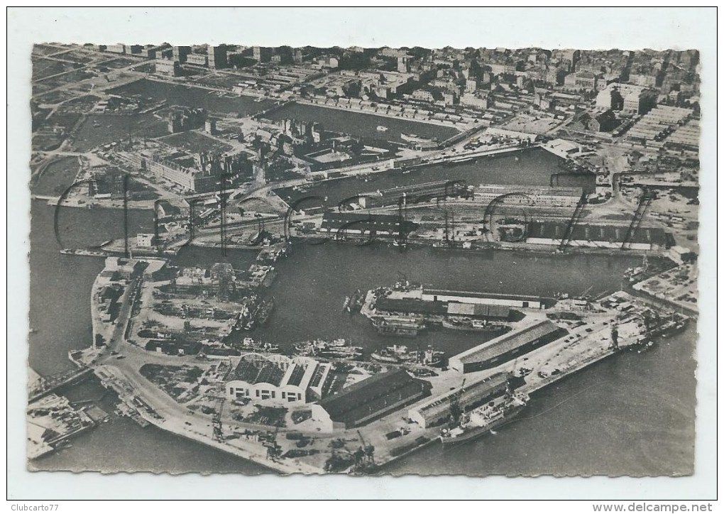 Le Havre (76) : Vue Générale Aérienne Sur Le Port En Reconstruction En 1952 (animé) PF. - Port