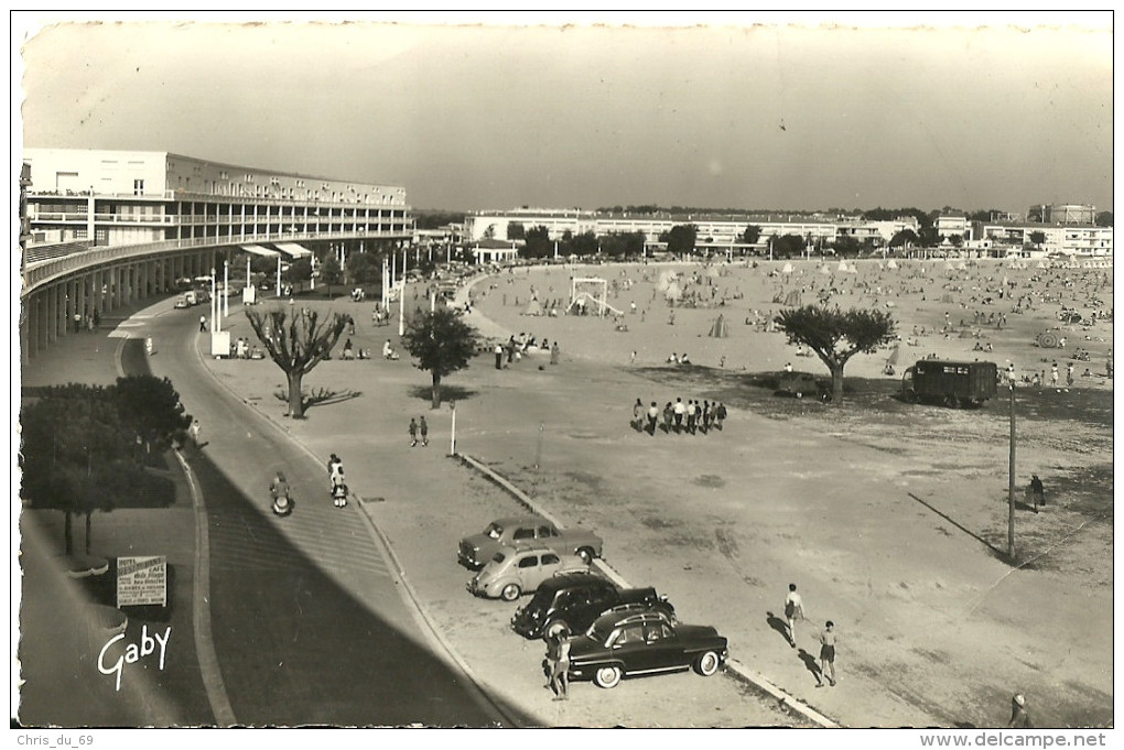 Royan La Plage Aronde 403 4 Chevaux Traction - Royan