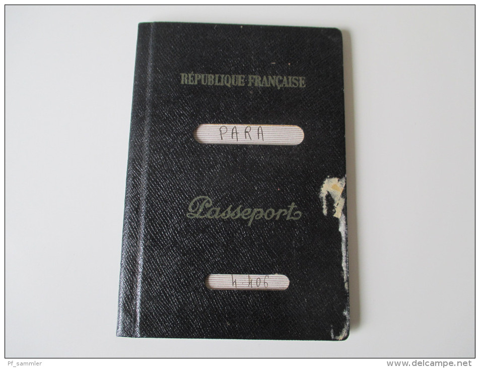 Republique Francaise 1963 Passeport / Passport / Reisepass / Visas Verschiedene Länder Mit Stempel. Casablanca / Toulon - Historische Dokumente