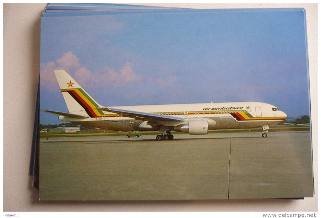 BOEING  767     AIR ZIMBABWE    Z WPE     EDITION PI N°  674 - 1946-....: Modern Era