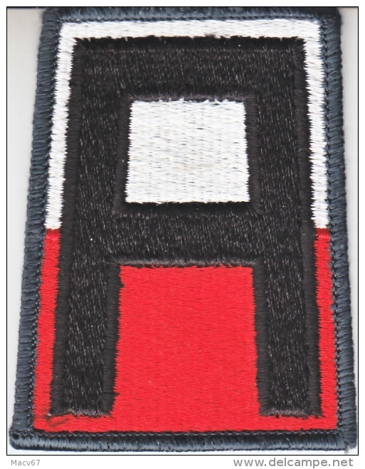 FULL SIZE PATCH    1st.  ARMY  A.G. BORDER - Blazoenen (textiel)