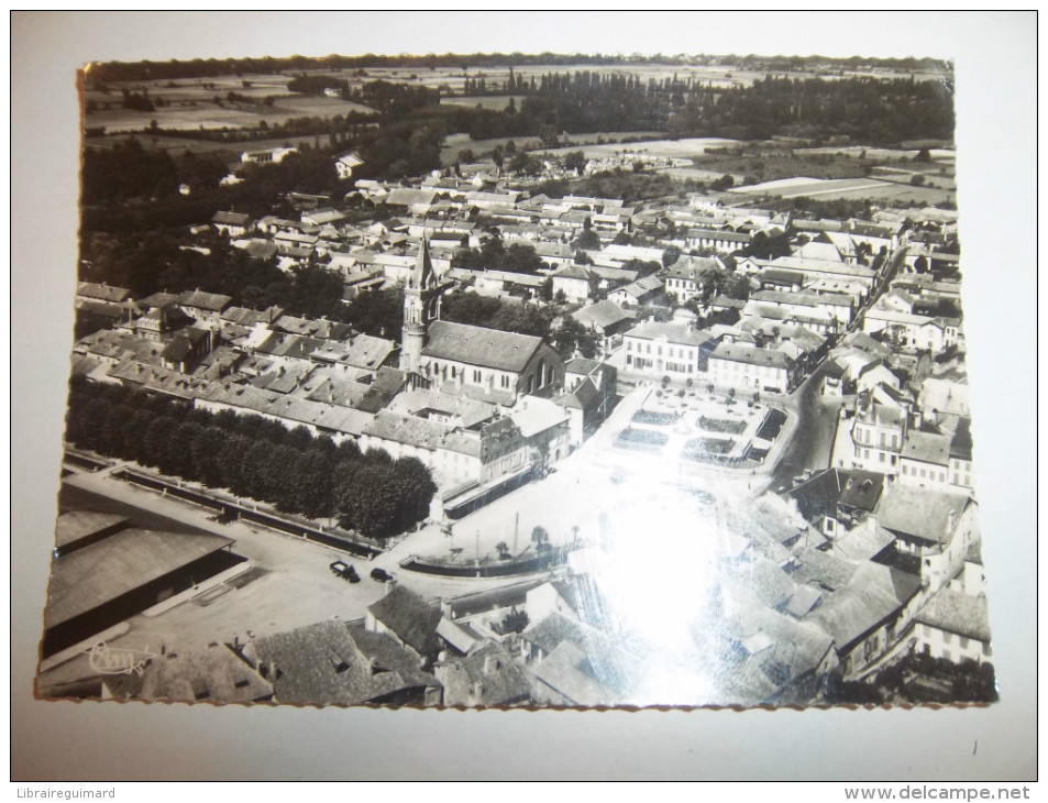 2ukr - CPSM N°32948  - VIC En  BIGORRE - Vue Panoramique Aérienne - [65] - Hautes Pyrénées - Vic Sur Bigorre