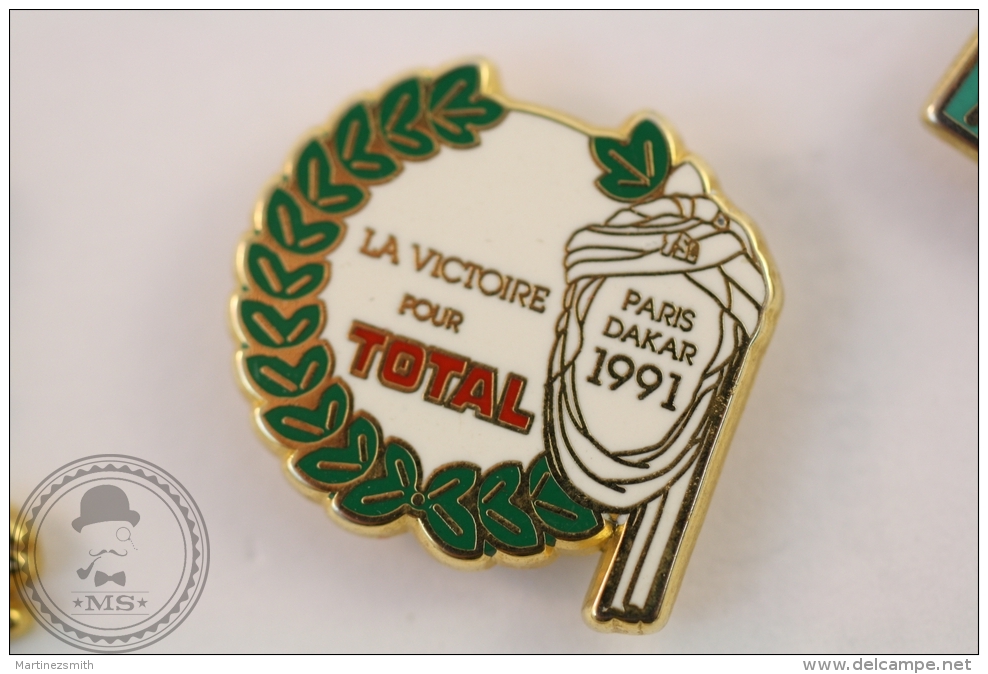 La Victoire Pour Total - Paris Dakar 1991 - Arcane Paris Pin Badge - #PLS - Rallye