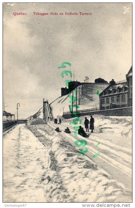 CANADA - QUEBEC - TOBOGGAN SLIDE ON DUFFERIN TERRACE - Québec - La Cité