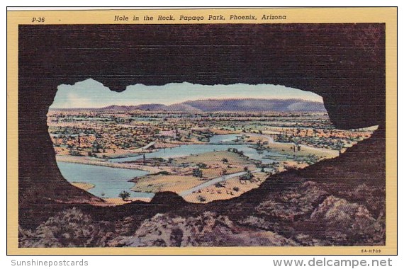 Hole In The Rock Papago Park Phoenix Arizona - Phoenix