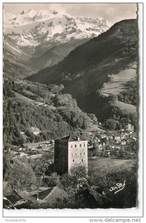 CPSM 38 ALLEVARD LES BAINS VUE GENERALE ET LE GLEYZIN LA TOUR DU TREUIL - Allevard