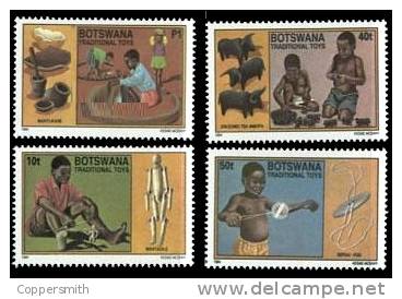 (147) Botswana  1993  Children Toys / Enfants Jeux / Kinderspielzeug  ** / Mnh  Michel 561-64 - Botswana (1966-...)