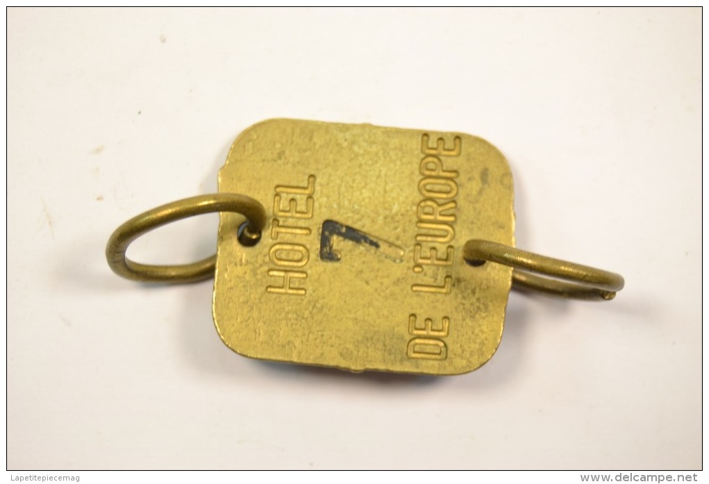 Ancien Porte-clé De Porte De Chambre Hotel De L'Europe à Sedan Ardennes - Rame