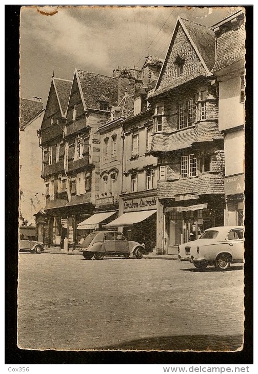 CPSM 22 LANNION Place Du Centre , Automobiles 403 Et 2cv CITROEN - Lannion