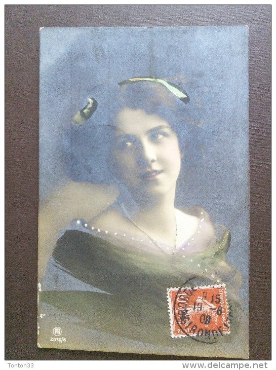 BELLE CPA FANTAISIE D'UNE BELLE FEMME DATANT DE 1909 - EEE1 - - Femmes