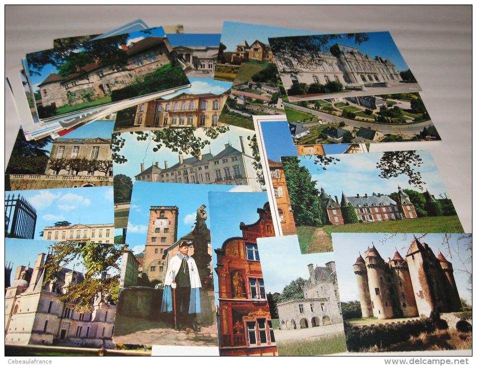 Lot De 40 Chateaux  France -CPM-  Cartes Couleurs Monovue - Autres & Non Classés