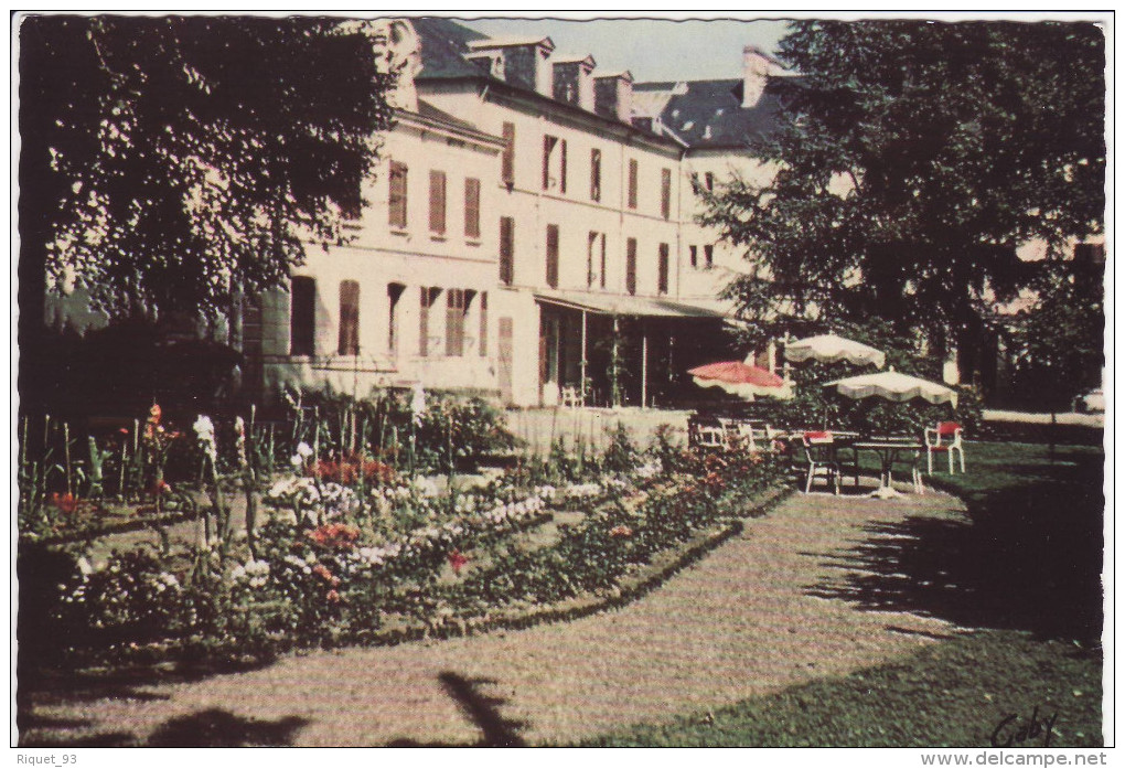 POUGUES-LES-EAUX - Maison "Le Parc" - Vue Du Jardin Vers La Salle à Manger - Pougues Les Eaux