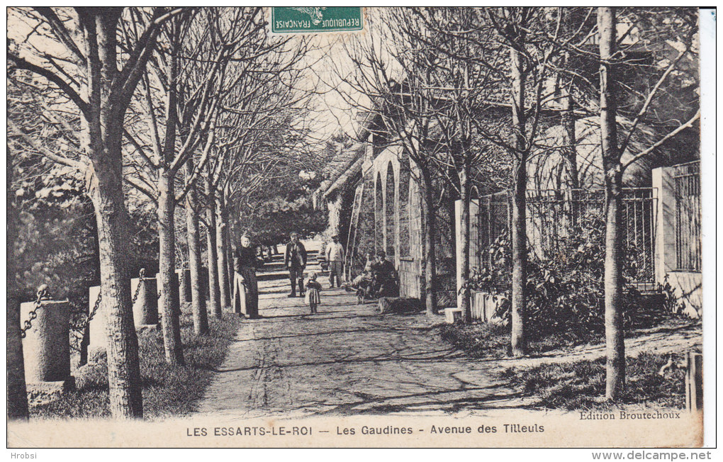 LES ESSARTS LE ROI Les Gaudines, Avenue Des Tilleuls, Circulée - Les Essarts Le Roi