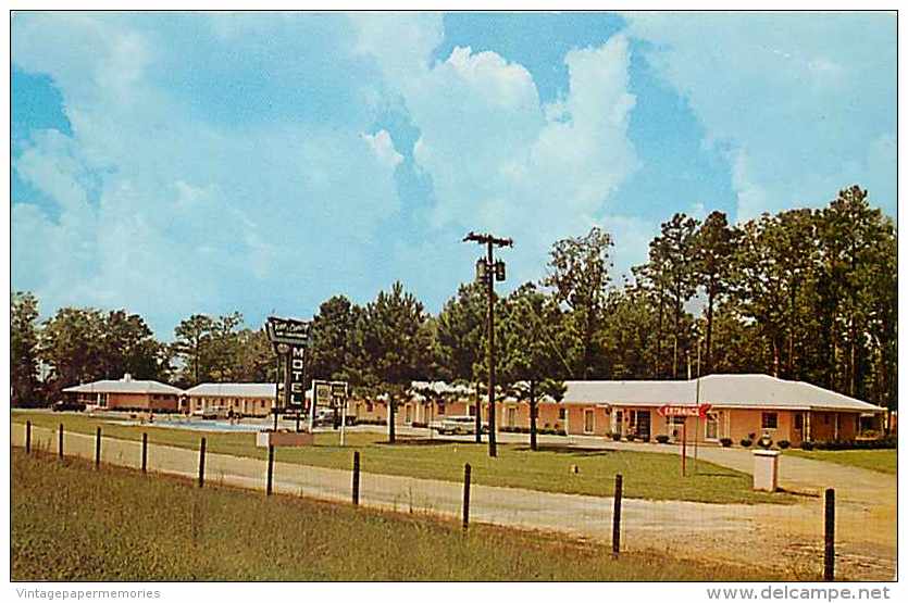 220217-North Carolina, Fayetteville, Town & Country Motel, Highway 301, Dexter Press No 39681-B - Fayetteville