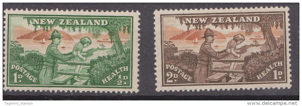 New Zealand, 1946, SG 678 - 679, Mint Hinged - Neufs