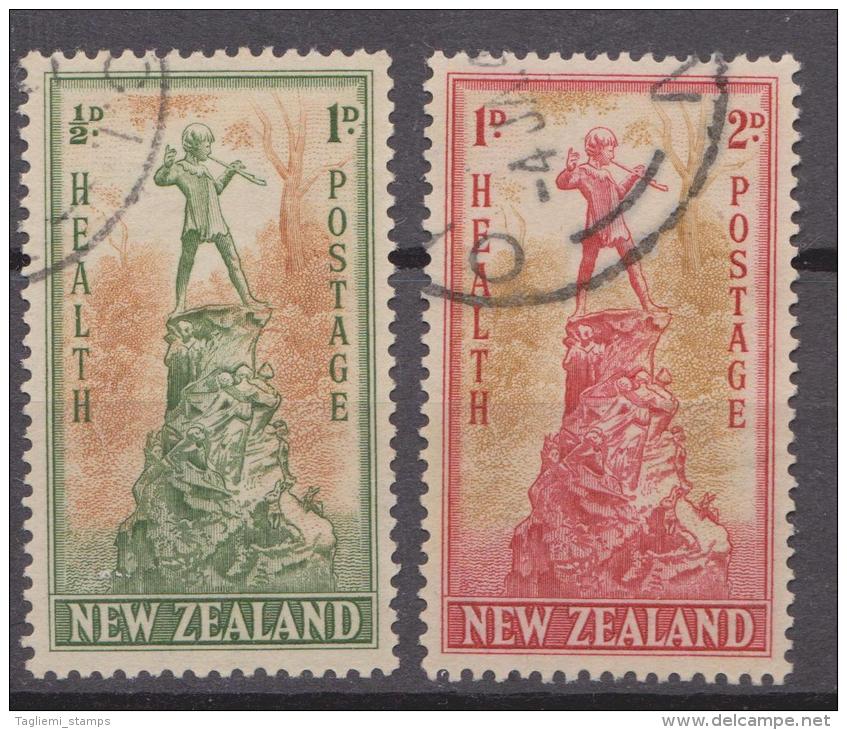 New Zealand, 1945, SG 665 - 666, Used - Oblitérés