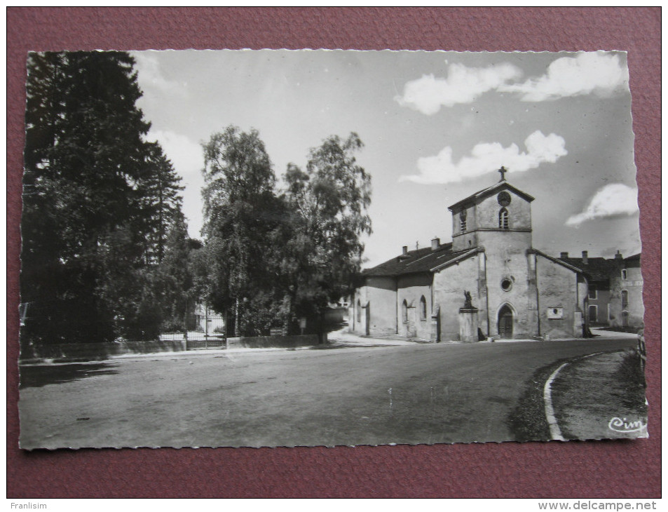 CPA PHOTO 88 COUSSEY Domremy La Pucelle L'eglise à Gauche Le Parc RARE PLAN ? 1954 - Coussey