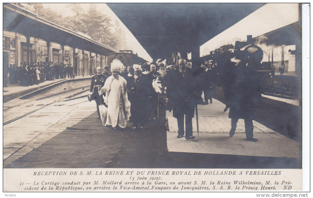 VERSAILLES, , Reine Et Prince Royal De Hollande, M Mollard En Gare, Non Circulée - Versailles